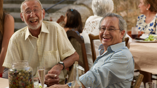 Age Gracefully with Tongkat Ali: How It Can Help Reduce Symptoms of Andropause and Improve Overall Health in Older Men